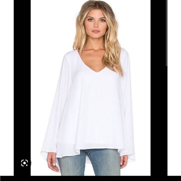 NWOT Show Me Your Mumu Lizzie white Top bell sleeves - Picture 1 of 3